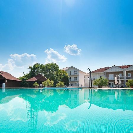 Aranyszarvas Panzio, Etterem Es Grillterasz Apartment Екстериор снимка