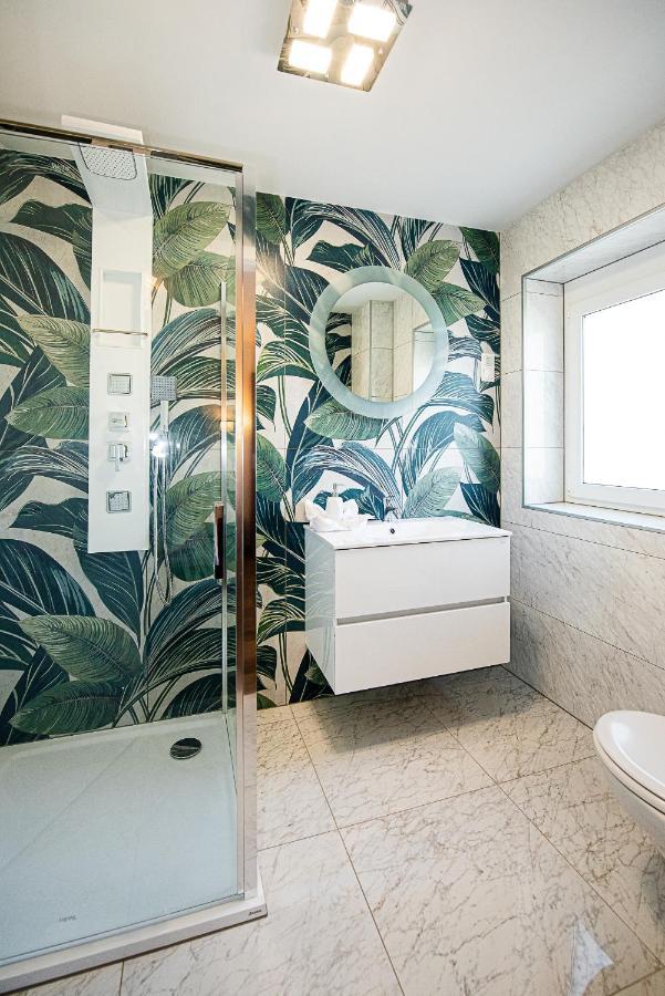 Aranyszarvas Panzio, Etterem Es Grillterasz Apartment Екстериор снимка